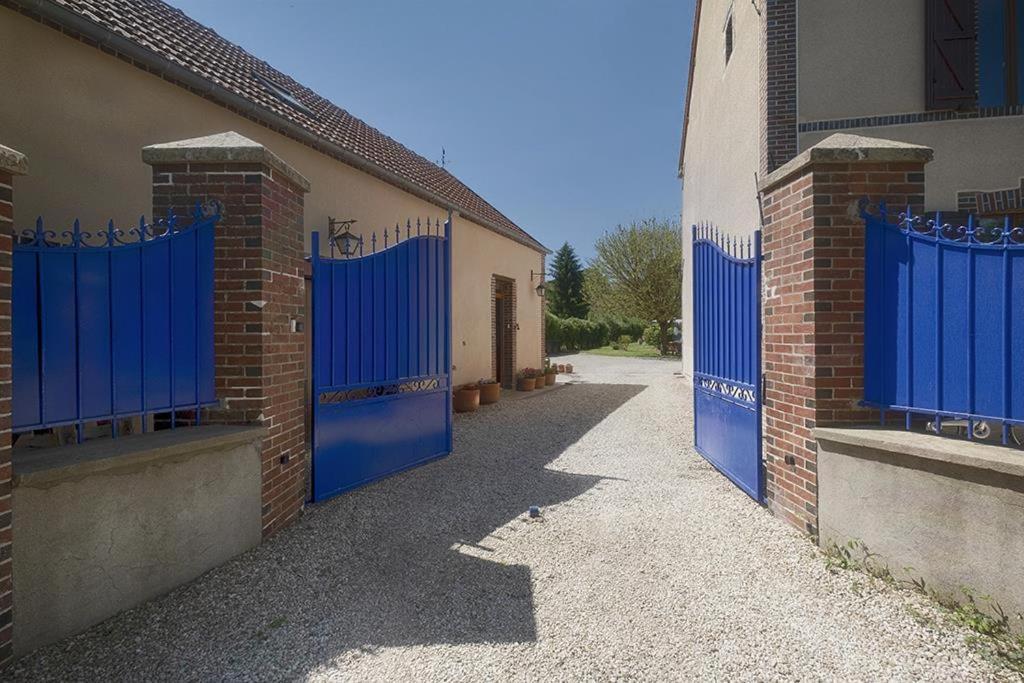 Le Logis Du Regisseur Bed and Breakfast Charny-Oree-de-Puisaye Eksteriør billede